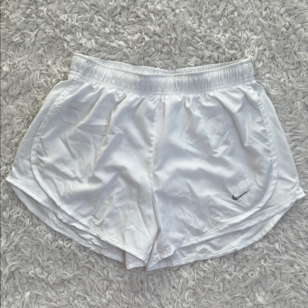 Nike Dri-Fit White Athletic Shorts Size Small